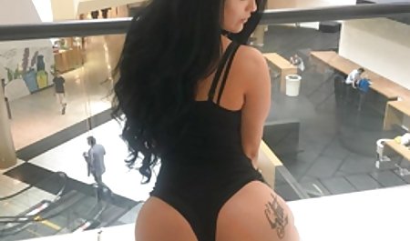 2 MILF داغ در sexshop - گردآوری MILF داستان سکسی خاله فاطمه آماتور