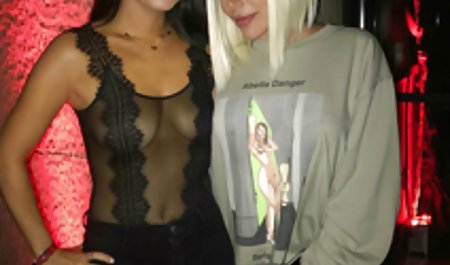 MILF انگلیسی زیبا در انواع ماهی های پاره شده به سبک Pov banged سکس خر دختر