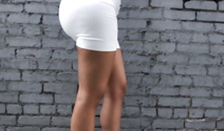فیلم نوسان قند حرفهای سکسی دختران Hotwife